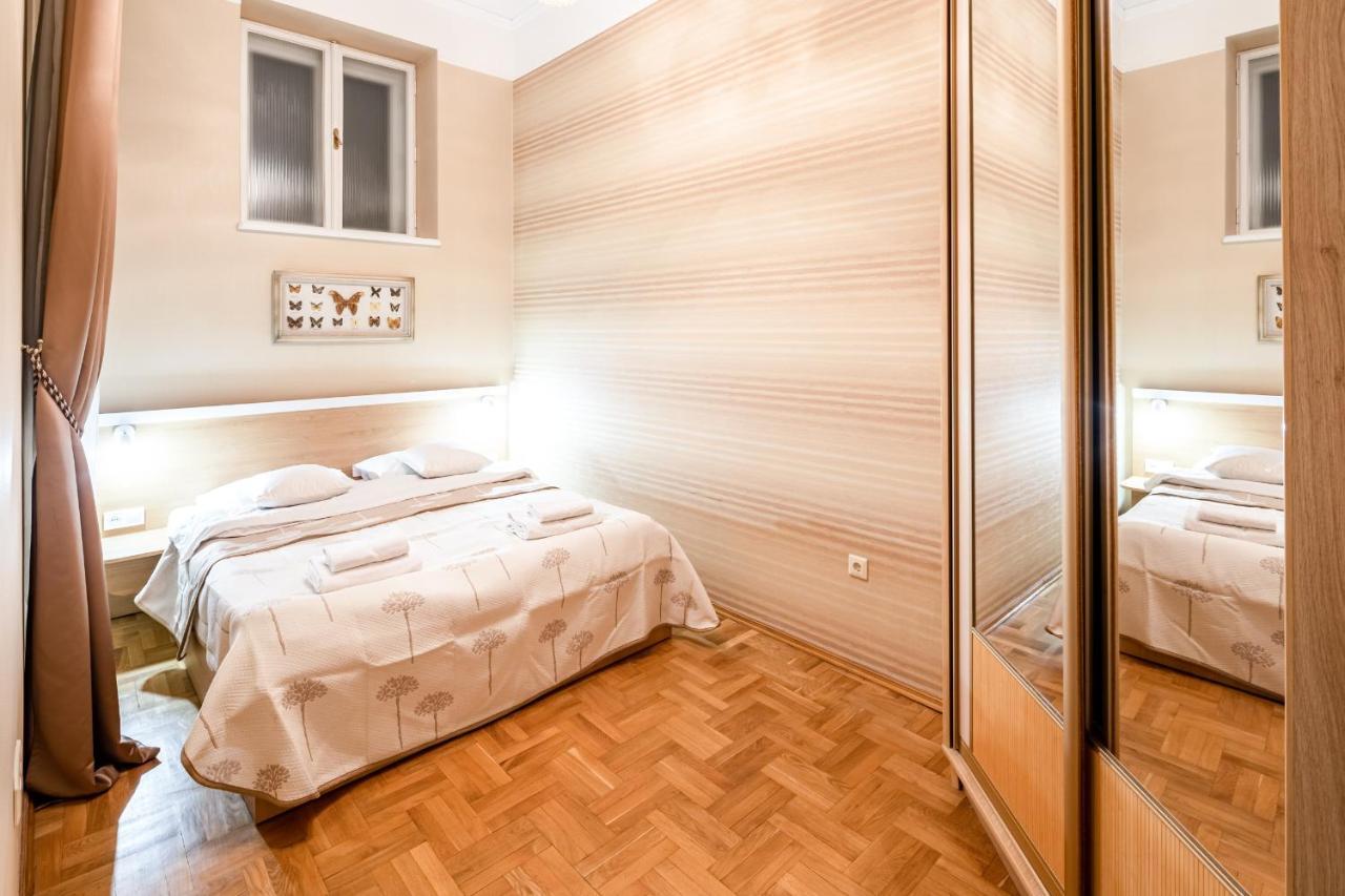 3 Bedrooms Royal Italian Style In An Austrian Building, Parking, Balcony Lviv Buitenkant foto